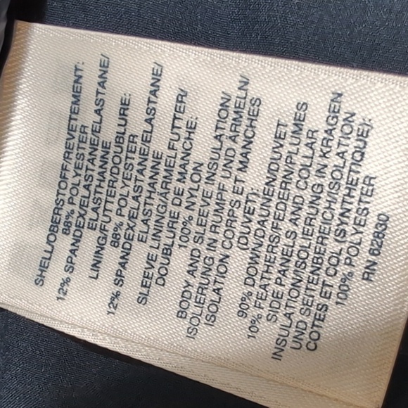 Lands' End Goose Down Puffer Jacket Size Medium-Tall In Red With Blue Trim - Picture 8 of 10